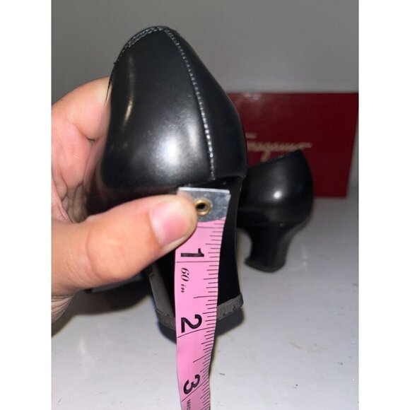 Vintage Salvatore Ferragamo Black Leather Mid-Heel Pumps 7.5  Y2K With Signature - Picture 5 of 6